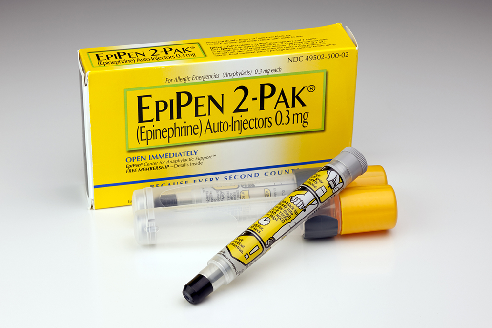 When Severe Allergic Reaction Is in Doubt, Experts Suggest Using Epinephrine